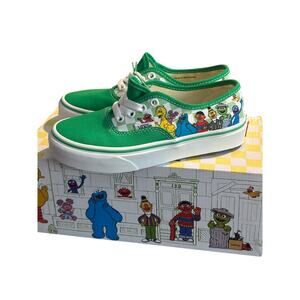Vans X Sesame Street Children's Size 1 NIB